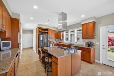 4210 Orchard Avenue , Anacortes, WA 98221 - Photo 9