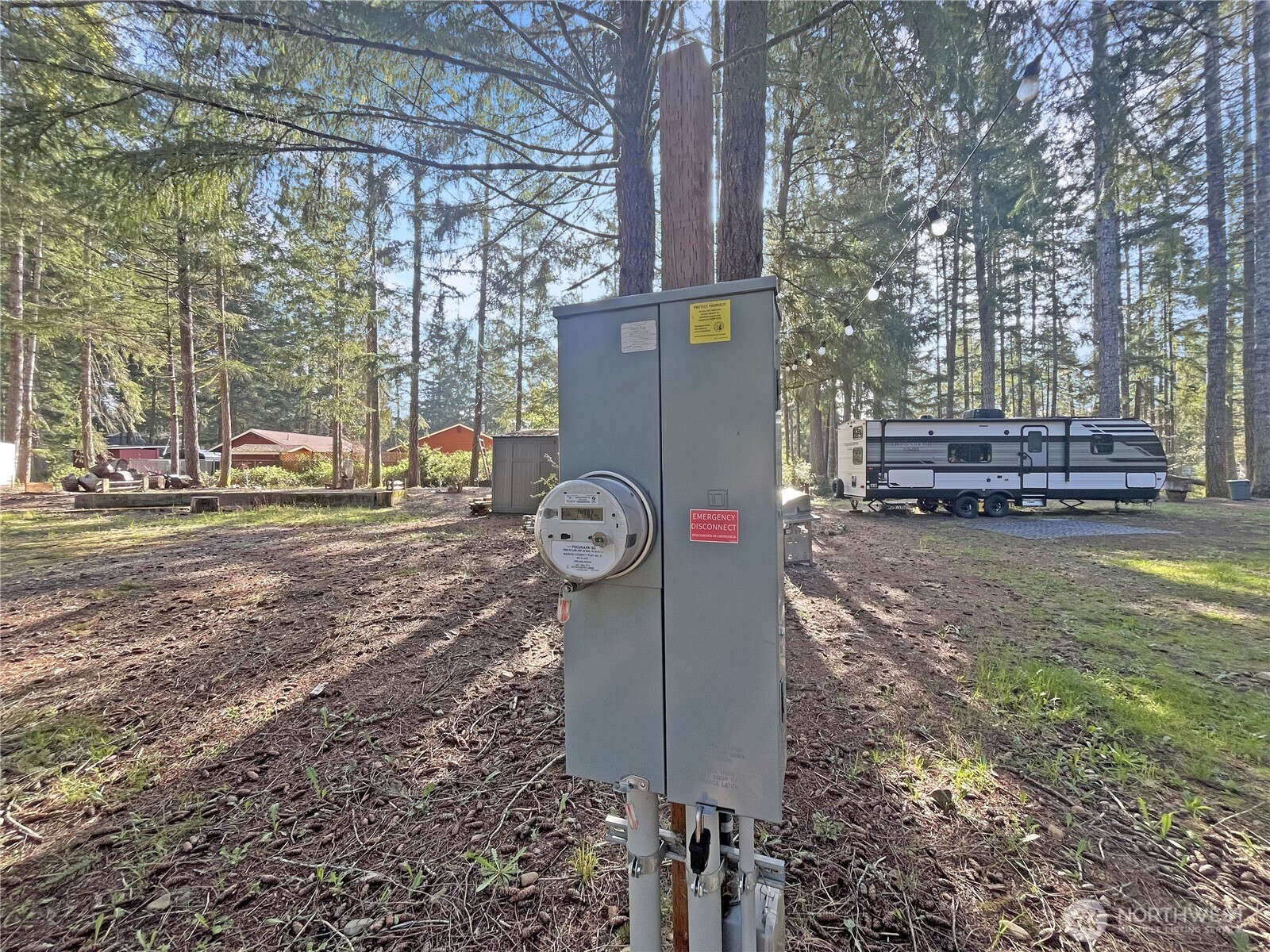 1220 N Cod Place , Hoodsport, WA 98548