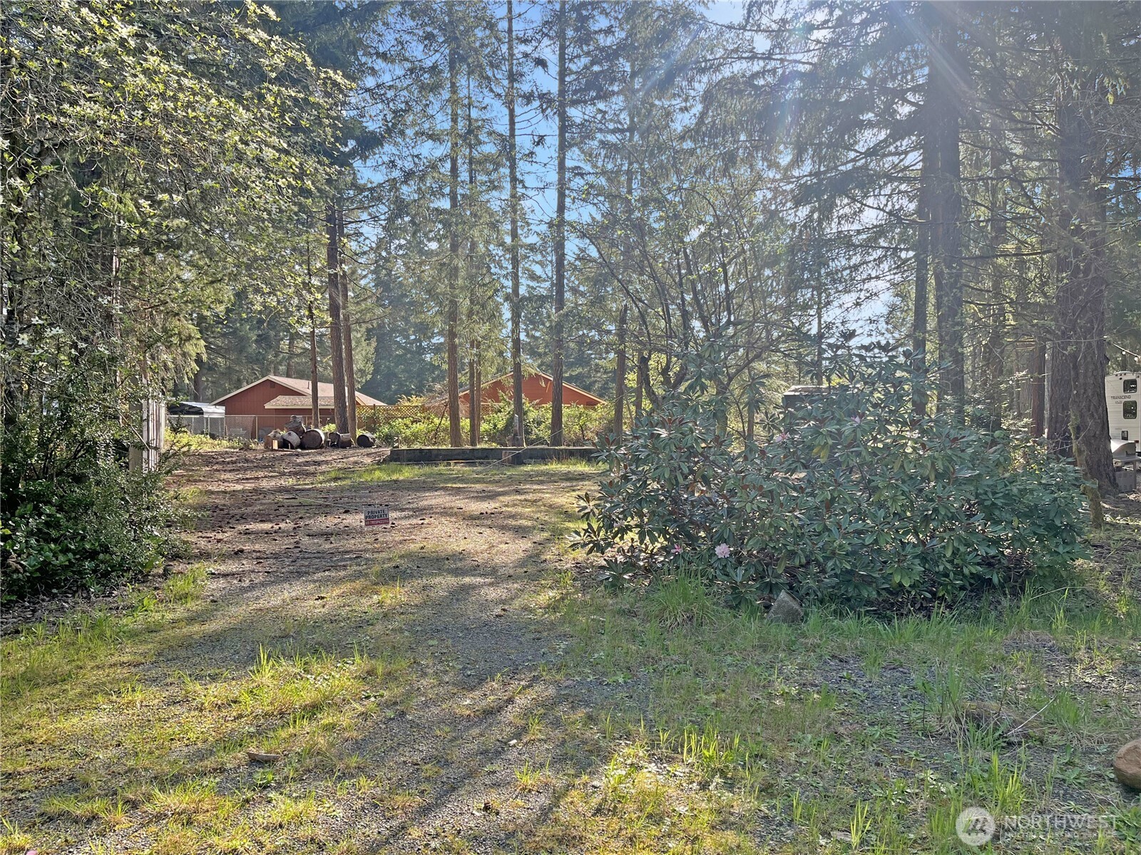 1220 N Cod Place , Hoodsport, WA 98548