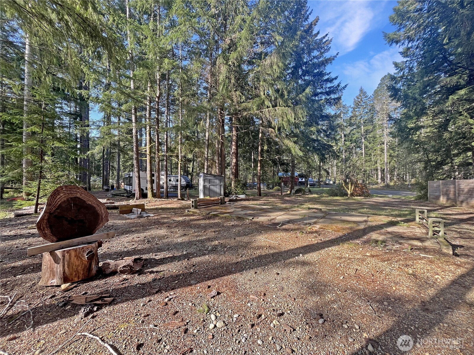1220 N Cod Place , Hoodsport, WA 98548