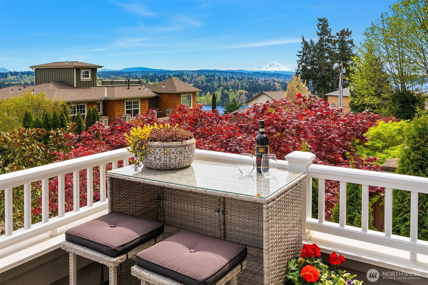 11919 89th Place NE, Kirkland, WA 98034