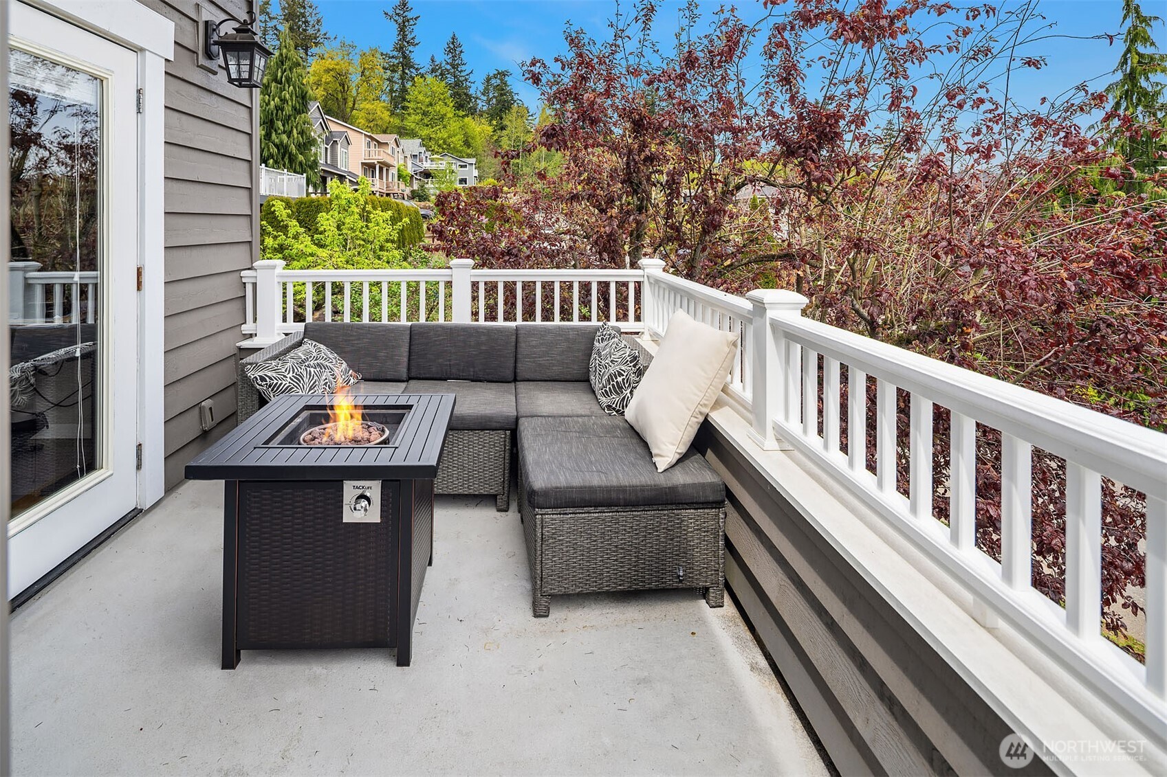 11919 89th Place NE, Kirkland, WA 98034