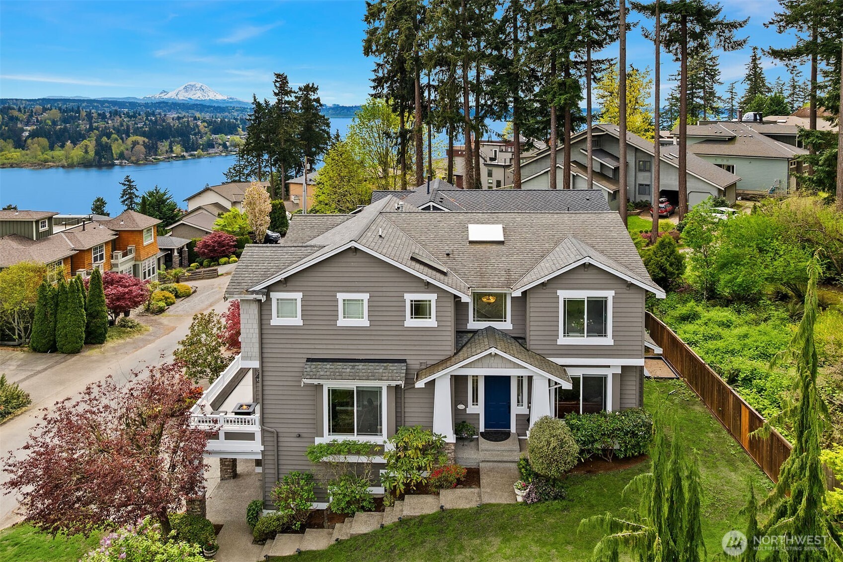 11919 89th Place NE, Kirkland, WA 98034