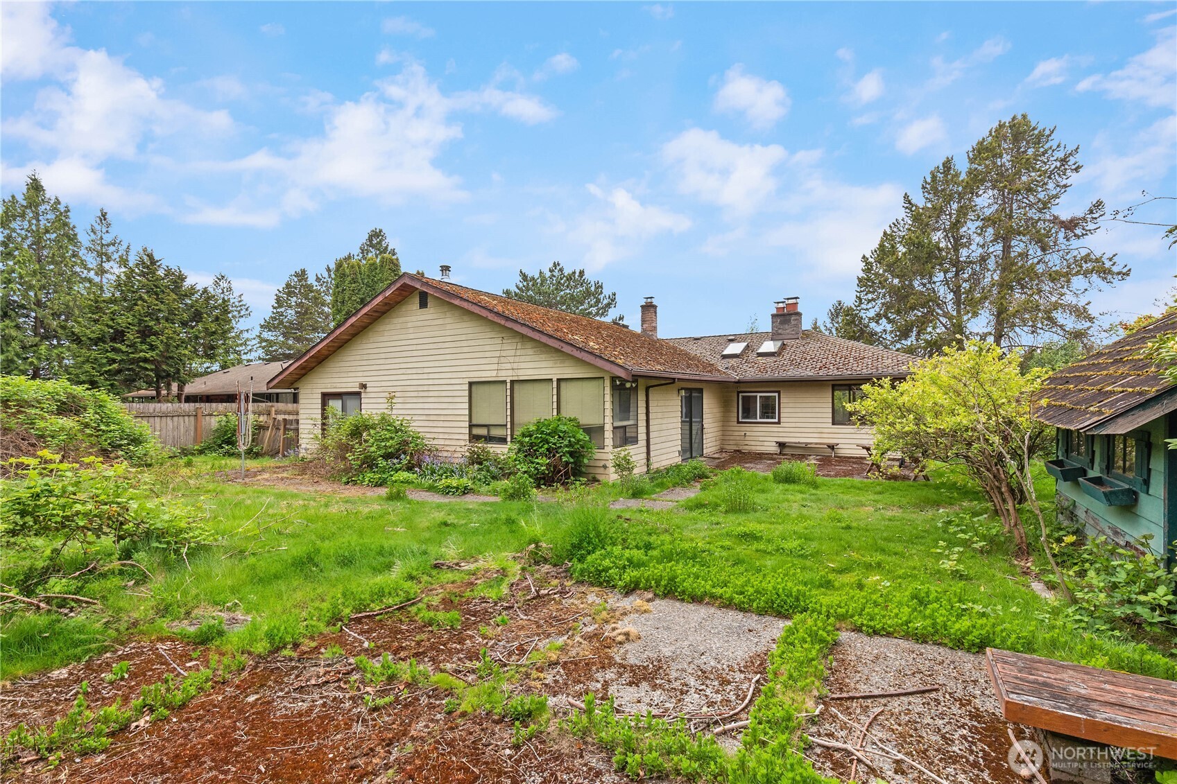 3720 80th Avenue SE, Mercer Island, WA 98040