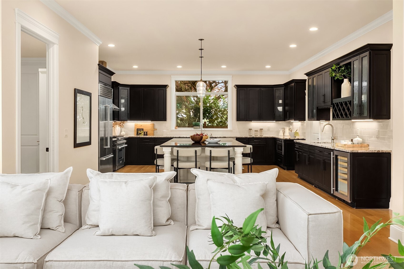 1145 33rd Avenue E, Seattle, WA 98112