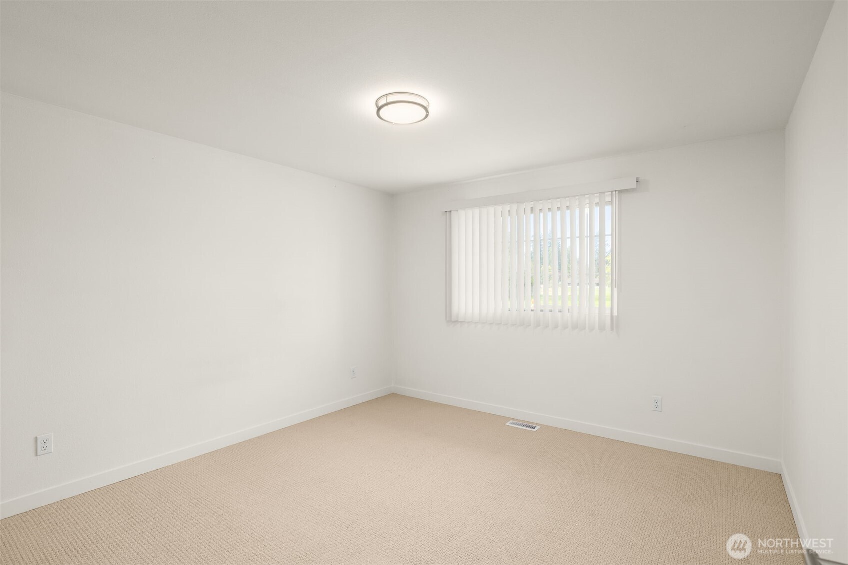 5200 110th Place NE, Marysville, WA 98271