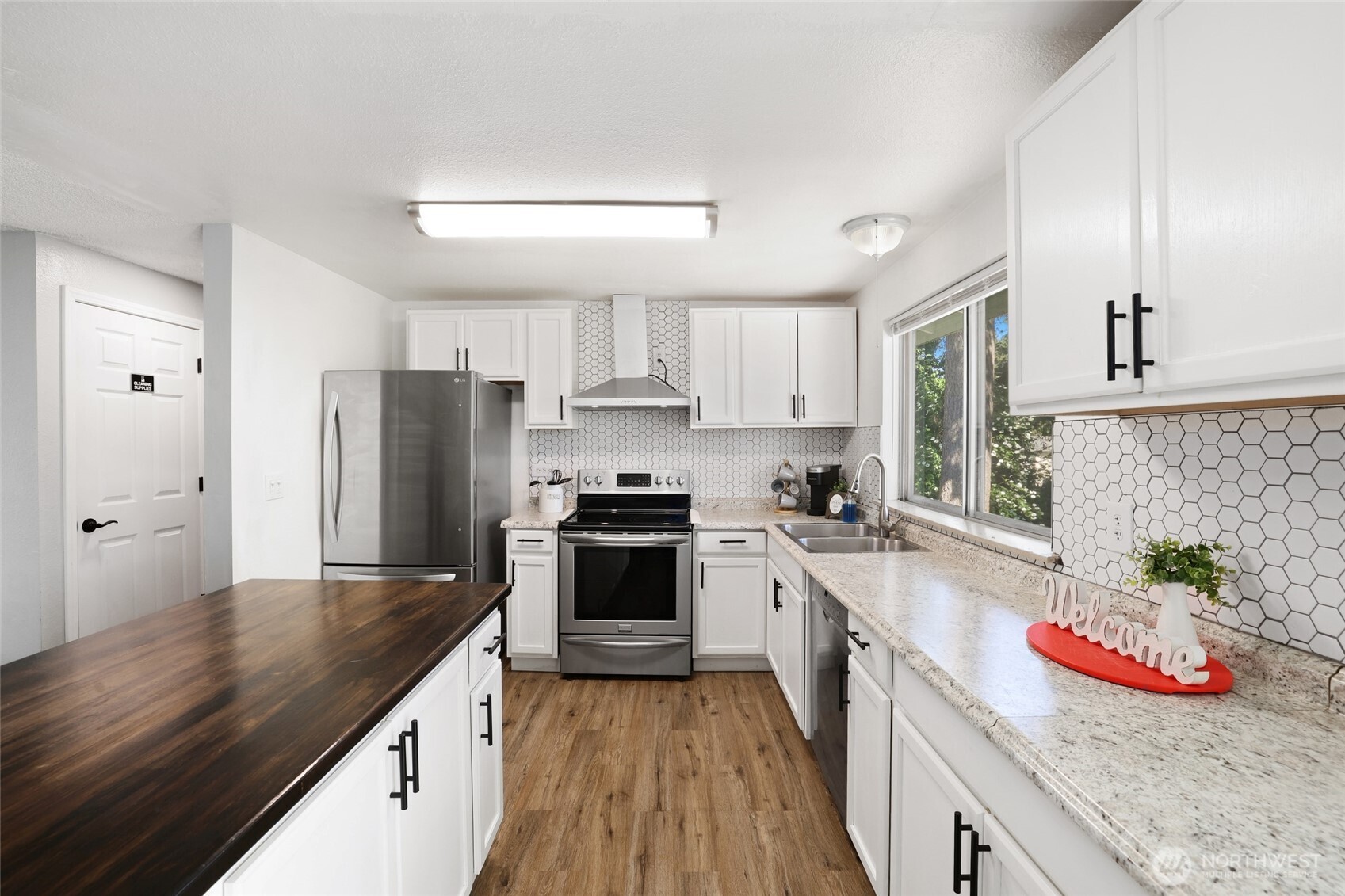 4416 Langley Place NE, Lacey, WA 98516