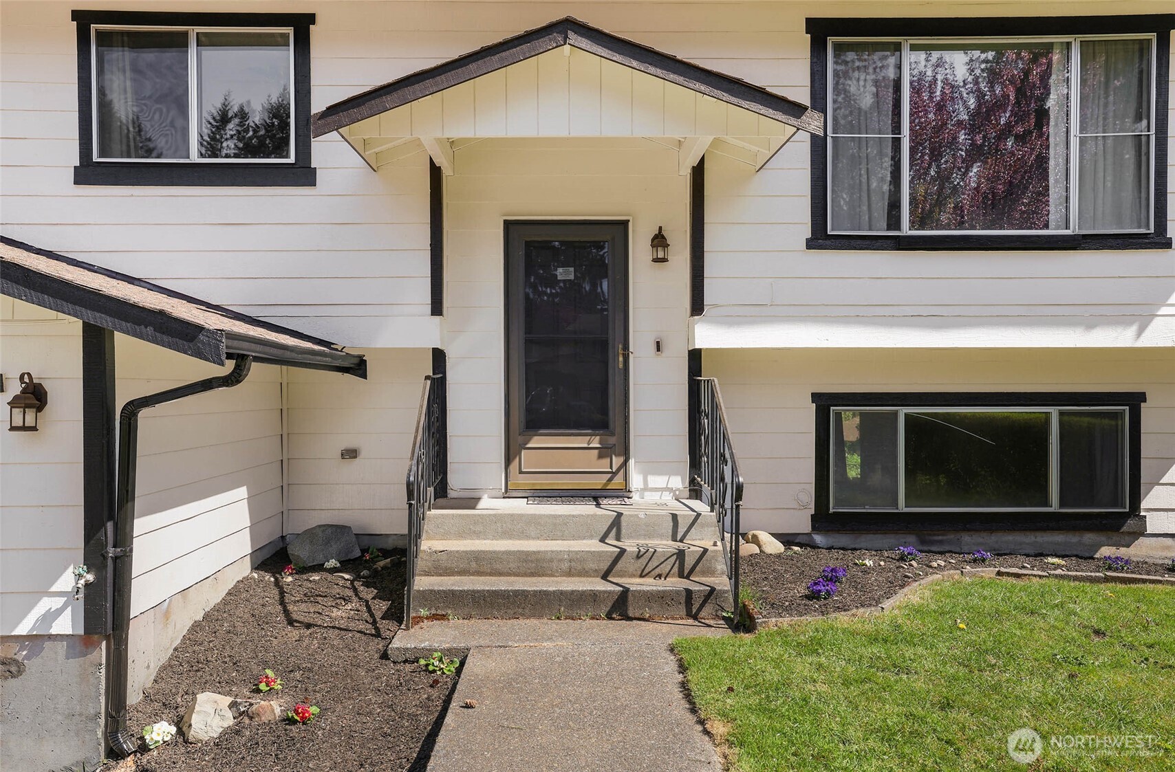 4416 Langley Place NE, Lacey, WA 98516