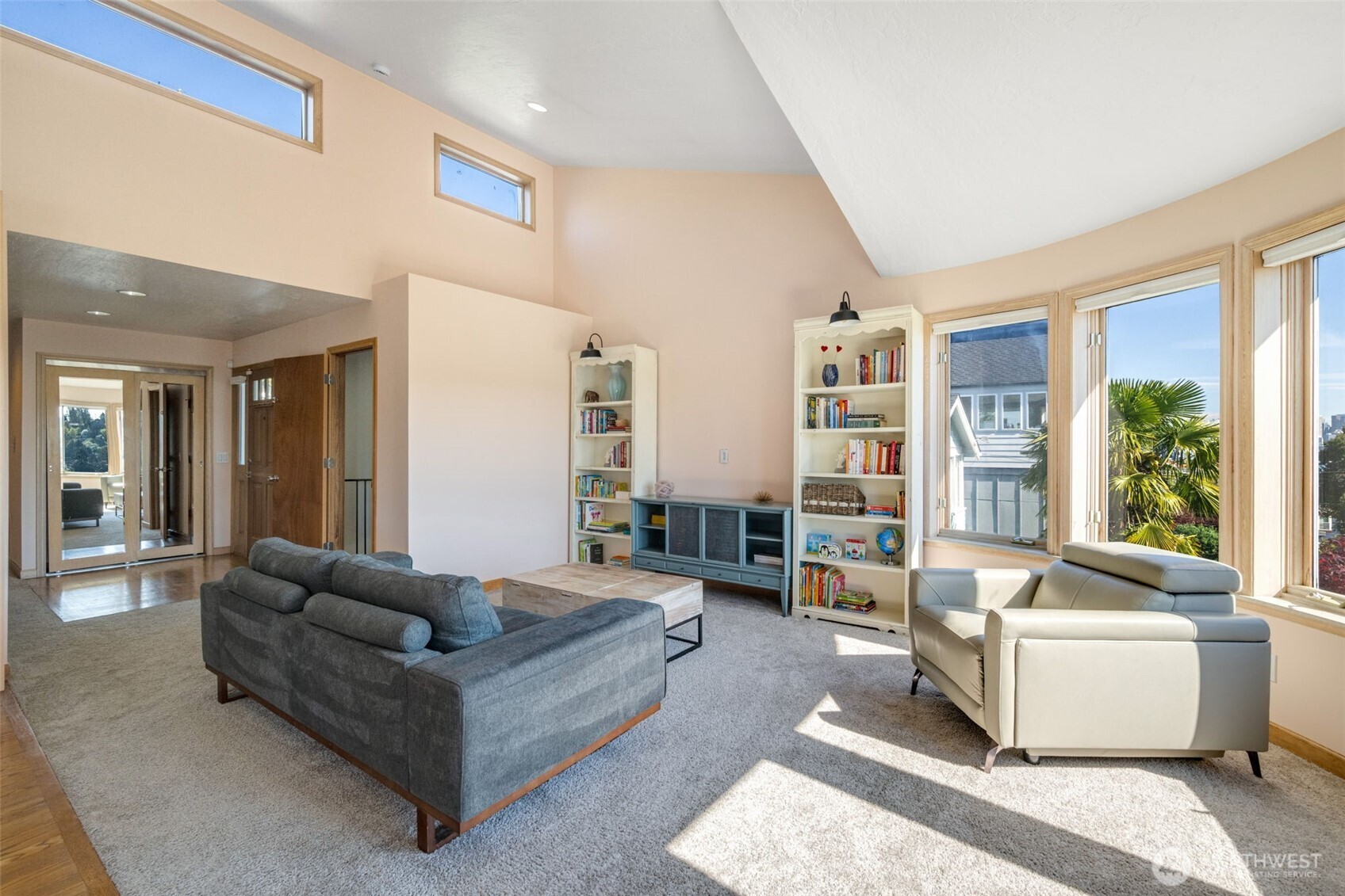 4014 32nd Avenue SW, Seattle, WA 98126