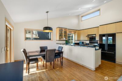 4014 32nd Avenue SW, Seattle, WA 98126 - Photo 12