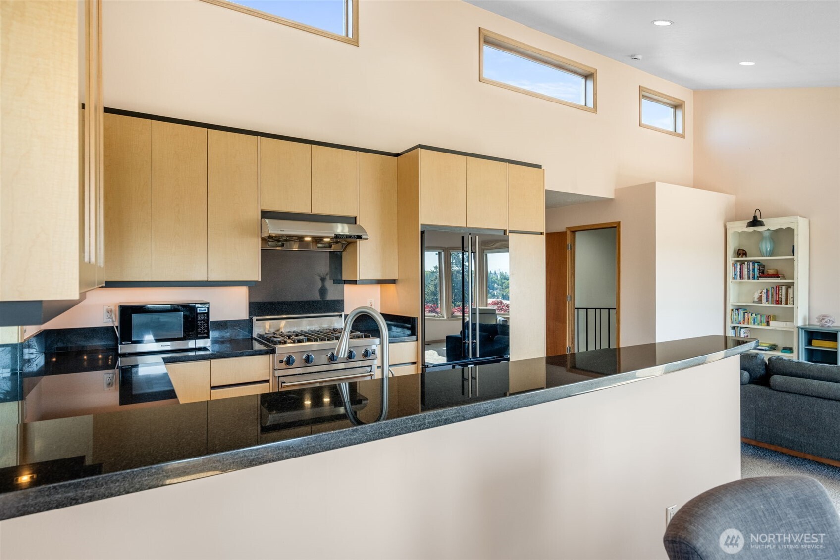 4014 32nd Avenue SW, Seattle, WA 98126