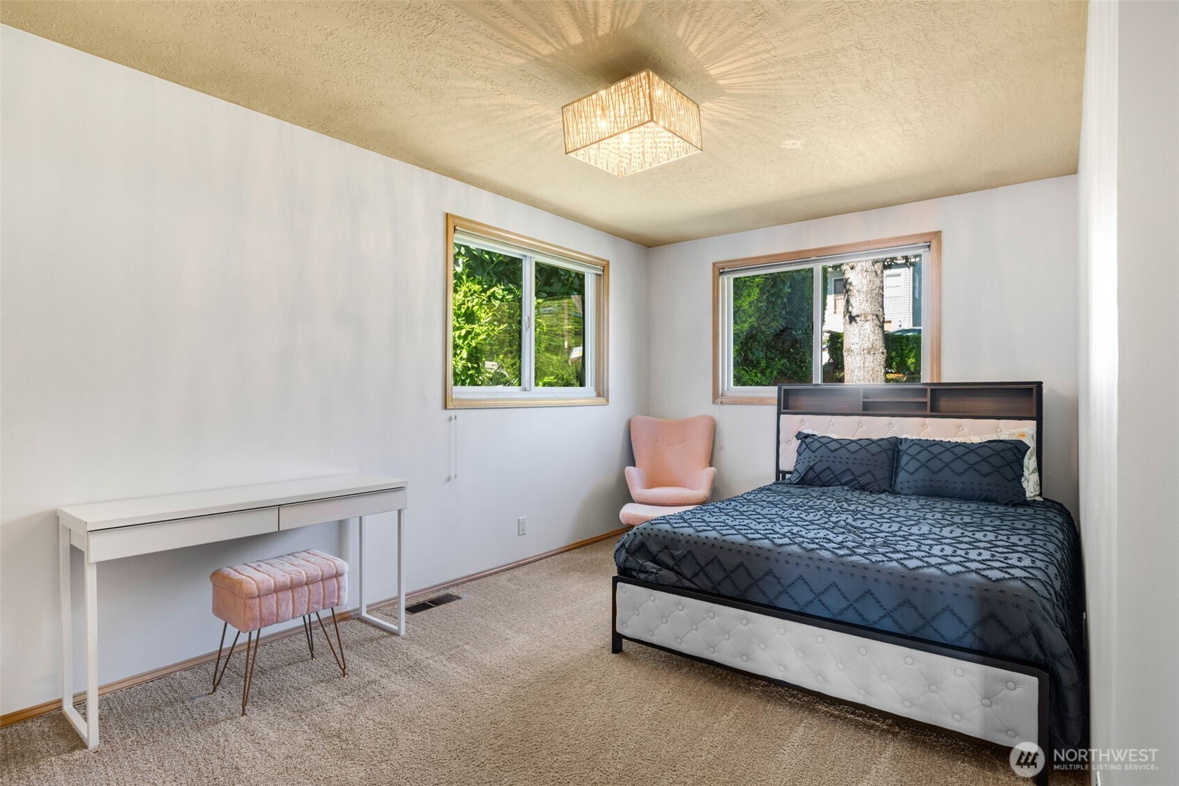 4014 32nd Avenue SW, Seattle, WA 98126