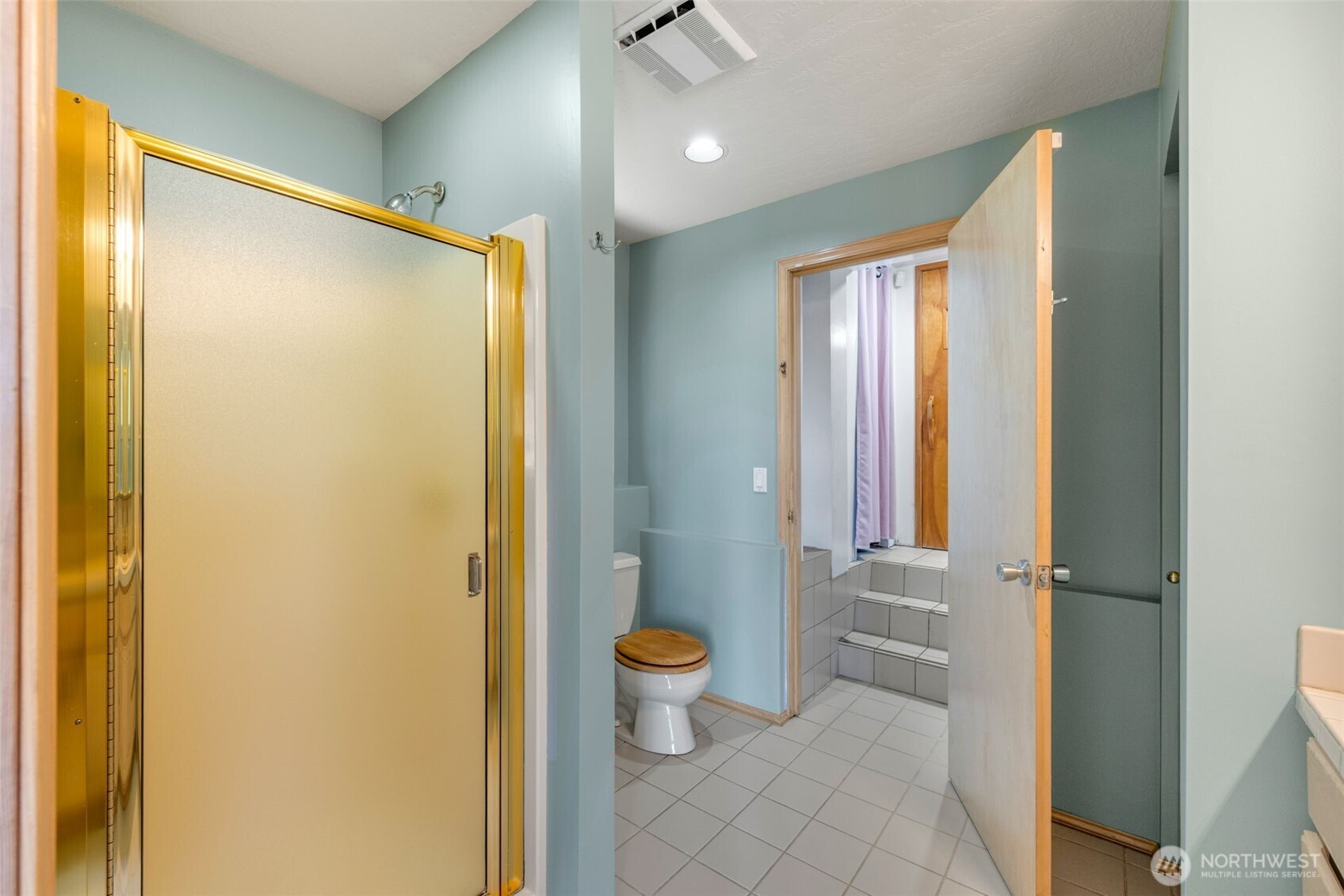 4014 32nd Avenue SW, Seattle, WA 98126