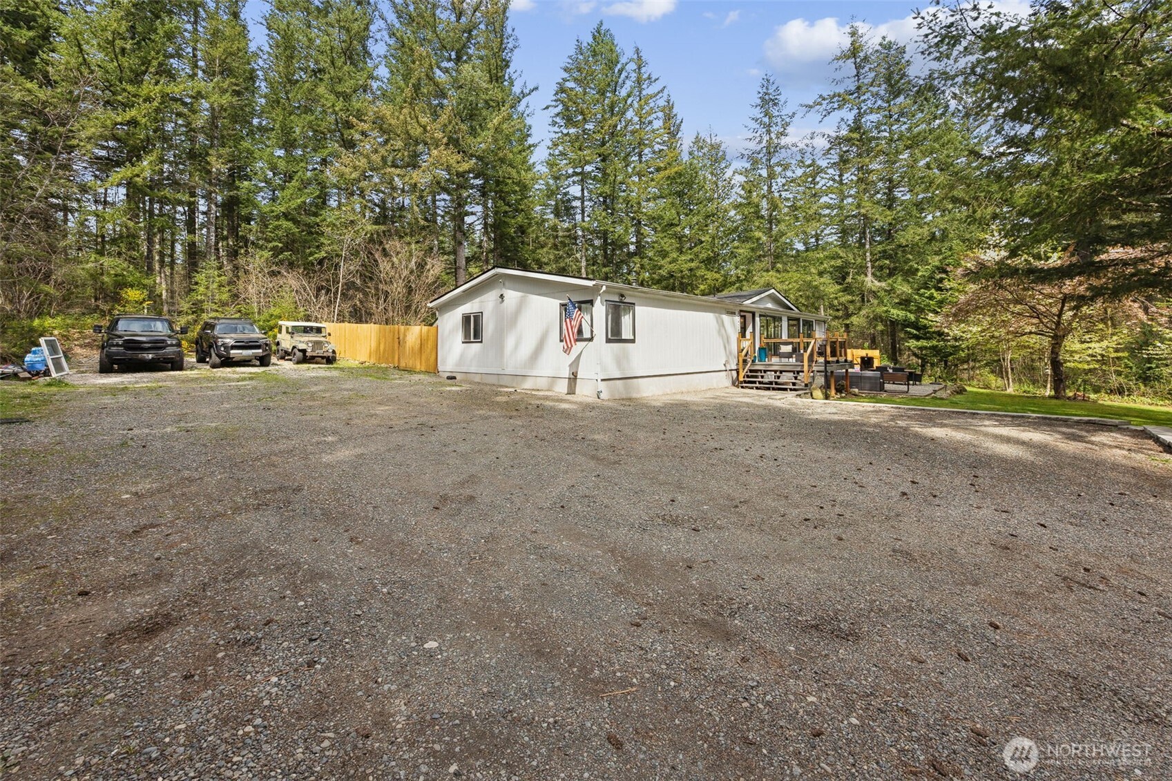 30428 Cumberland Kanaskat Road SE, Ravensdale, WA 98051
