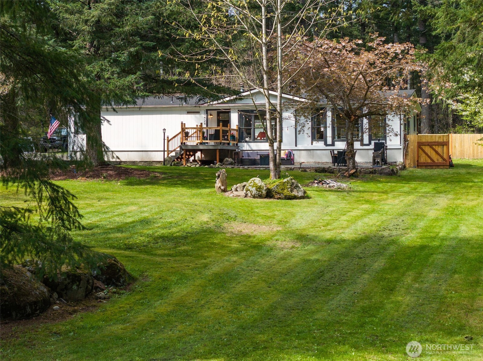 30428 Cumberland Kanaskat Road SE, Ravensdale, WA 98051