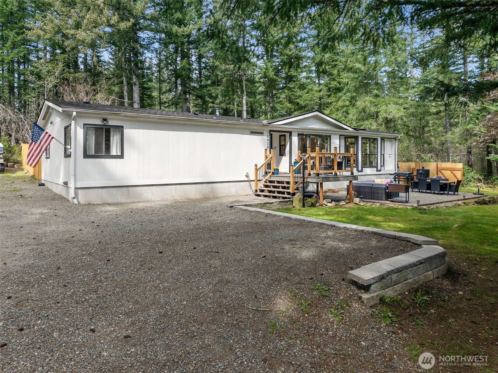 30428 Cumberland Kanaskat Road SE, Ravensdale, WA 98051