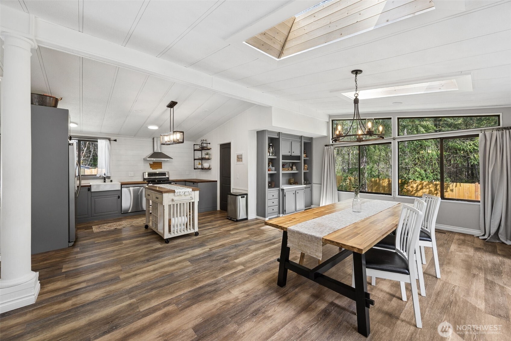 30428 Cumberland Kanaskat Road SE, Ravensdale, WA 98051