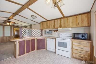 2240 W Broadway Avenue #101, Moses Lake, WA 98837 - Photo 7