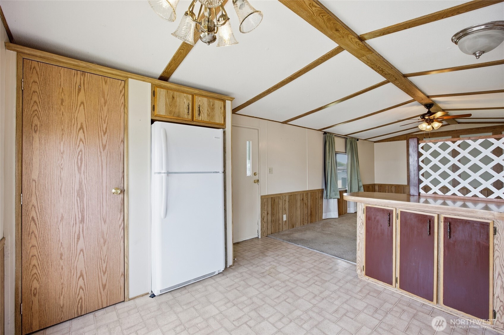 2240 W Broadway Avenue #101, Moses Lake, WA 98837