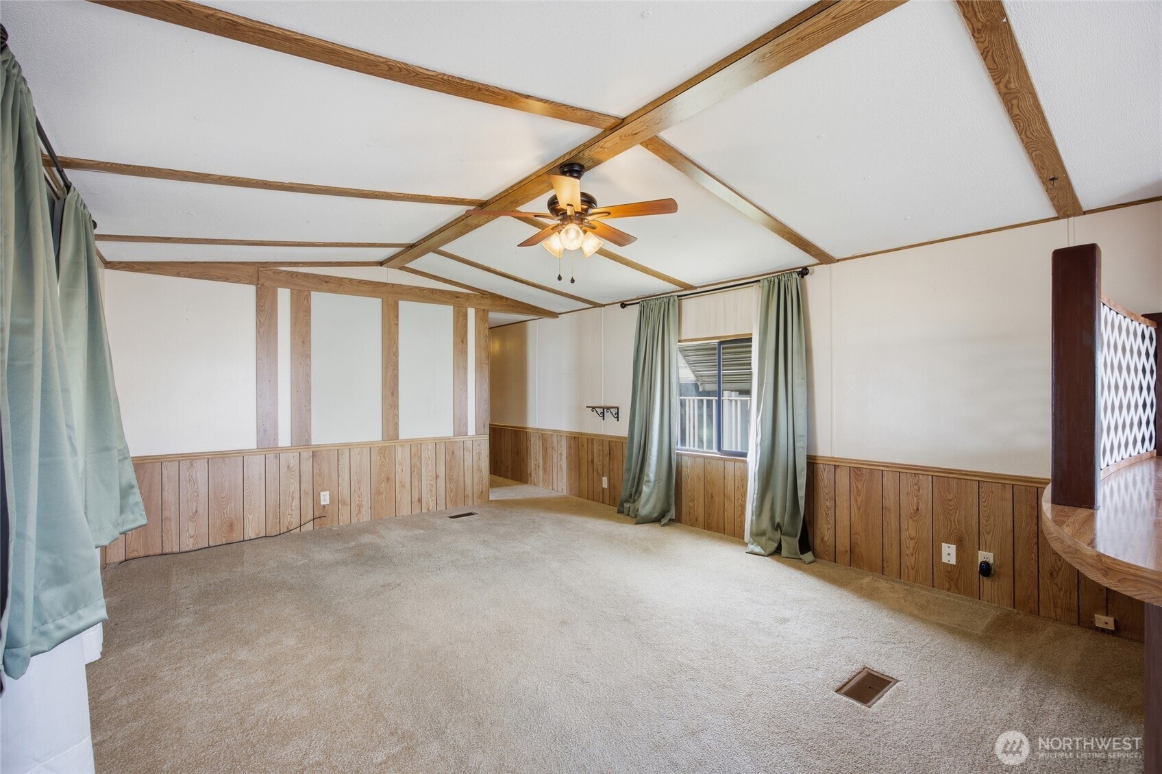 2240 W Broadway Avenue #101, Moses Lake, WA 98837