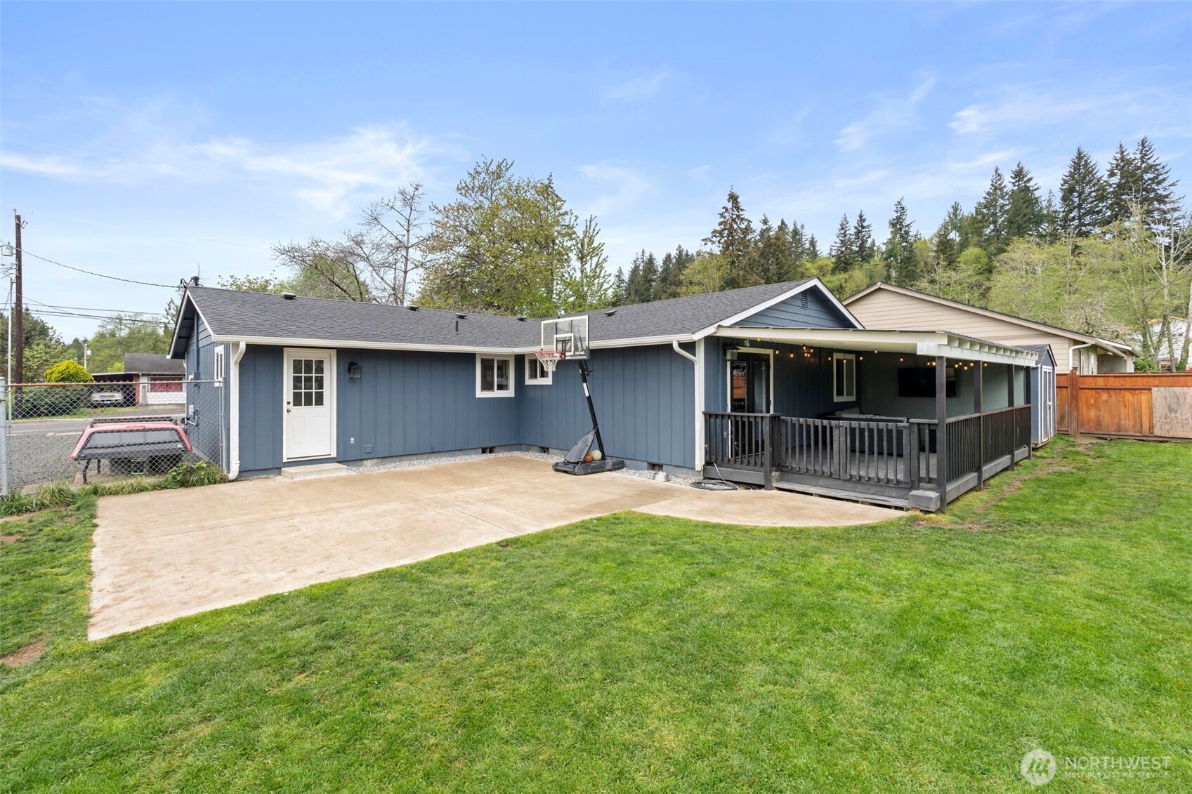 616 N 12th Street , Elma, WA 98541