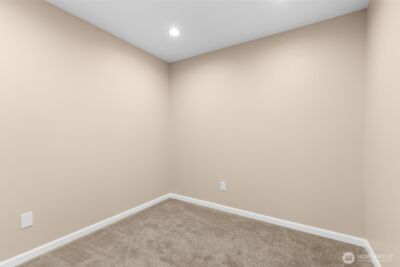 2000 W Barrett Street #202, Seattle, WA 98199 - Photo 20