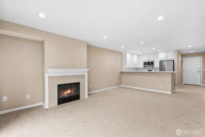 2000 W Barrett Street #202, Seattle, WA 98199 - Photo 3