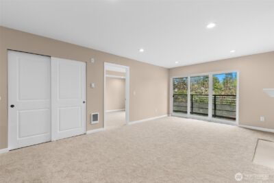 2000 W Barrett Street #202, Seattle, WA 98199 - Photo 4
