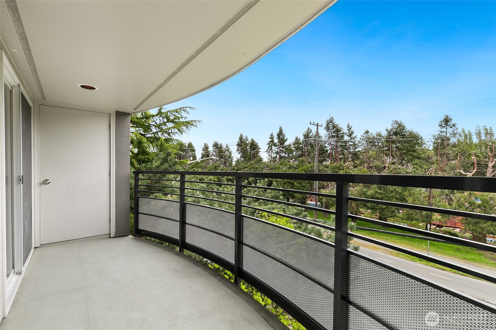 2000 W Barrett Street #202, Seattle, WA 98199