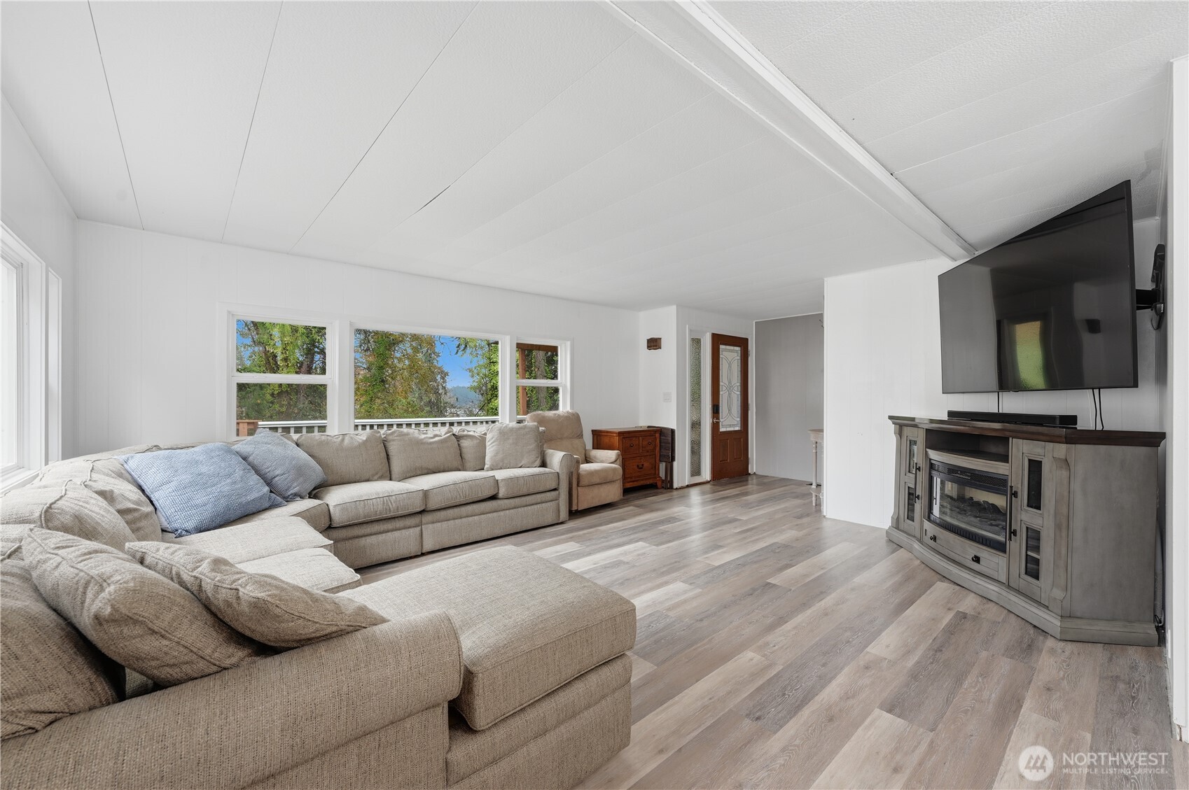 3290 Rocky Point Road NW, Bremerton, WA 98312