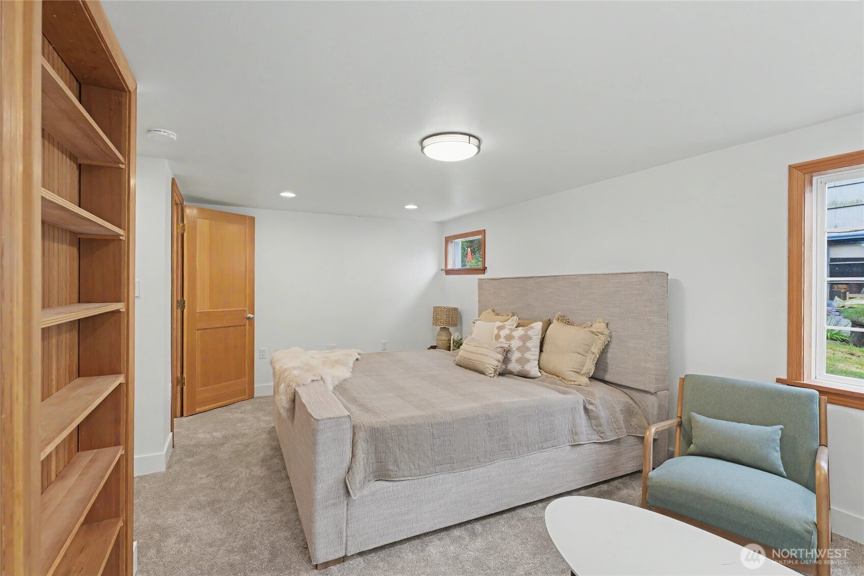 7537 21st Avenue NE, Seattle, WA 98115