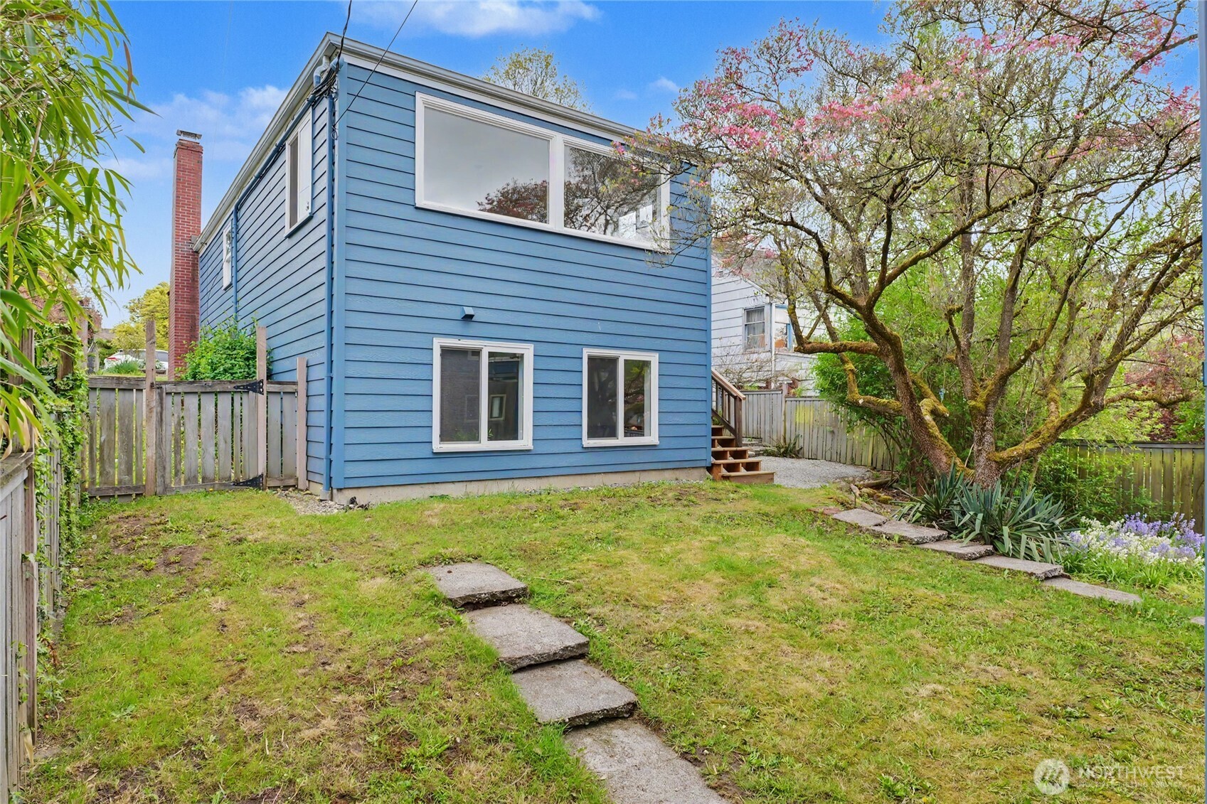 7537 21st Avenue NE, Seattle, WA 98115