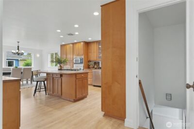 7537 21st Avenue NE, Seattle, WA 98115 - Photo 8