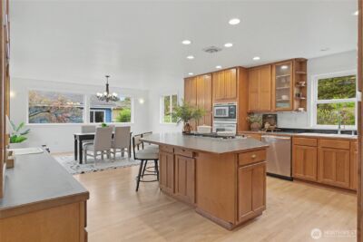 7537 21st Avenue NE, Seattle, WA 98115 - Photo 10