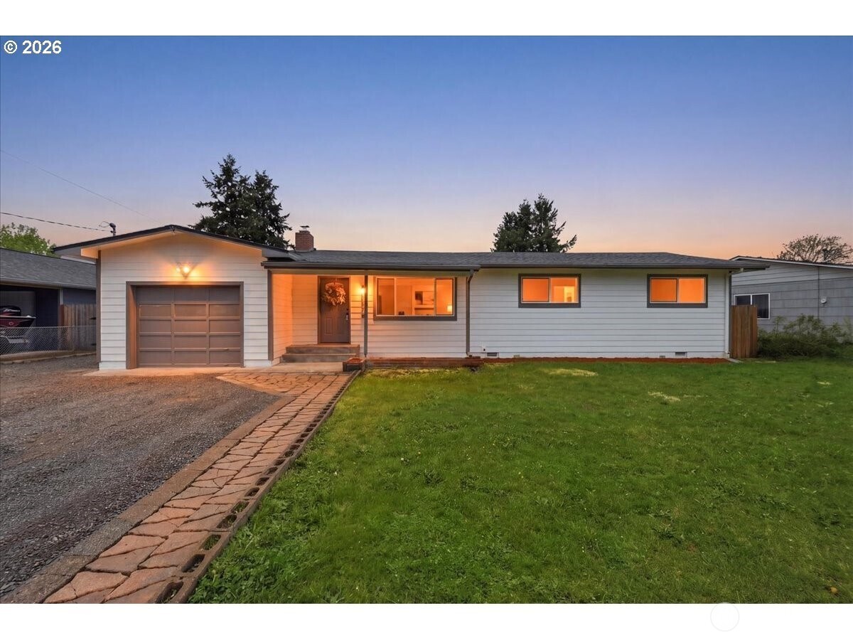 132 Green Acres Drive , Castle Rock, WA 98611