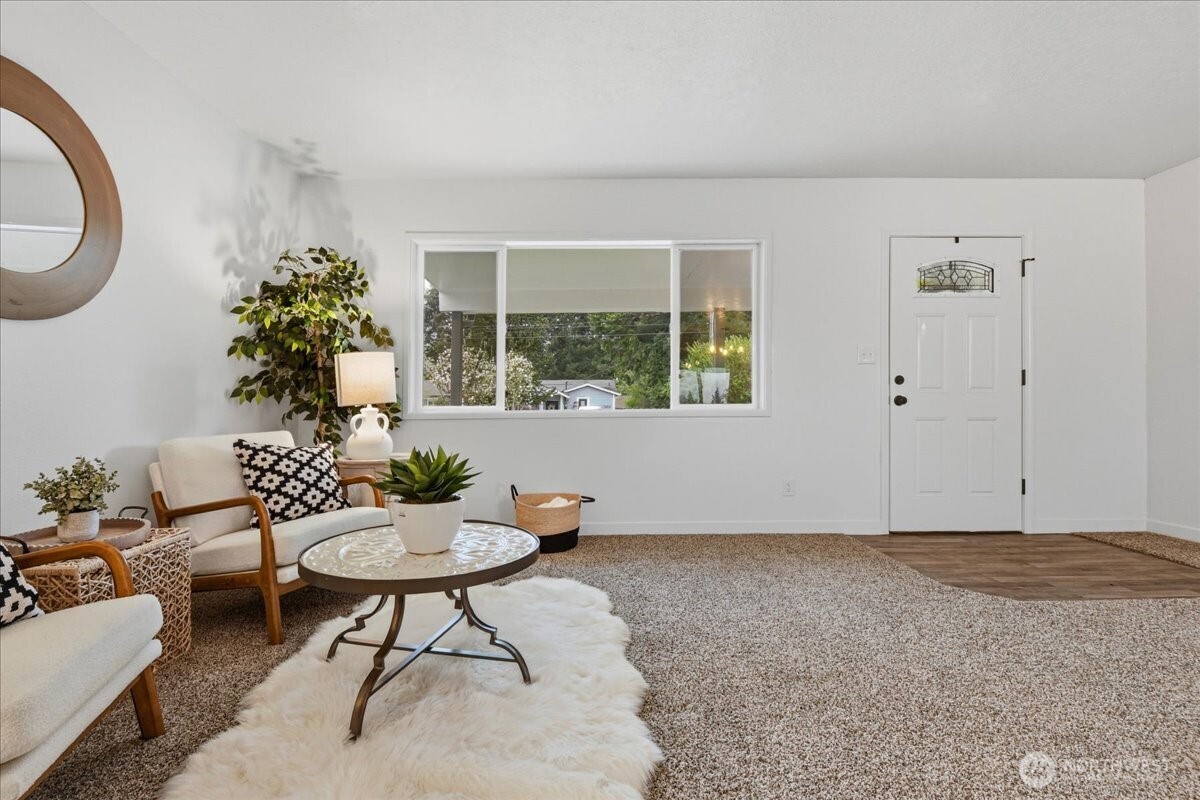 132 Green Acres Drive , Castle Rock, WA 98611