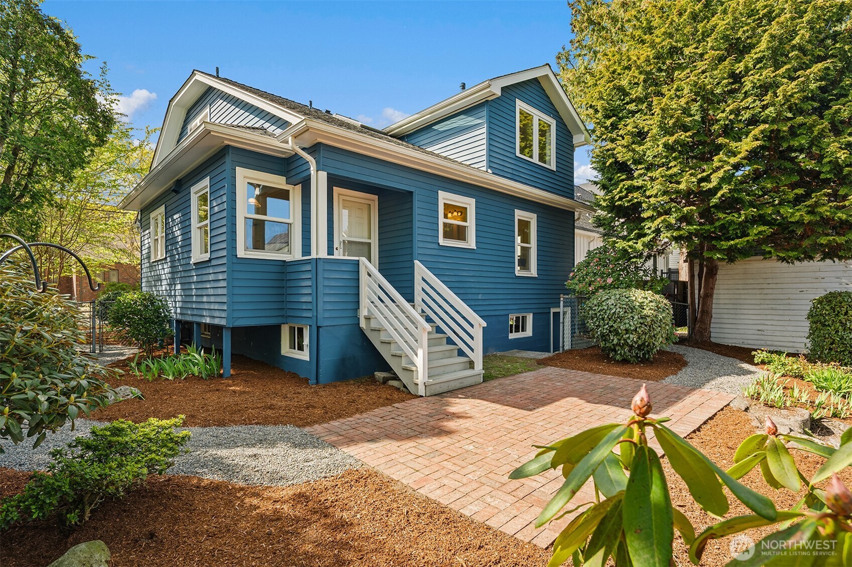 6216 33rd Avenue NE, Seattle, WA 98115