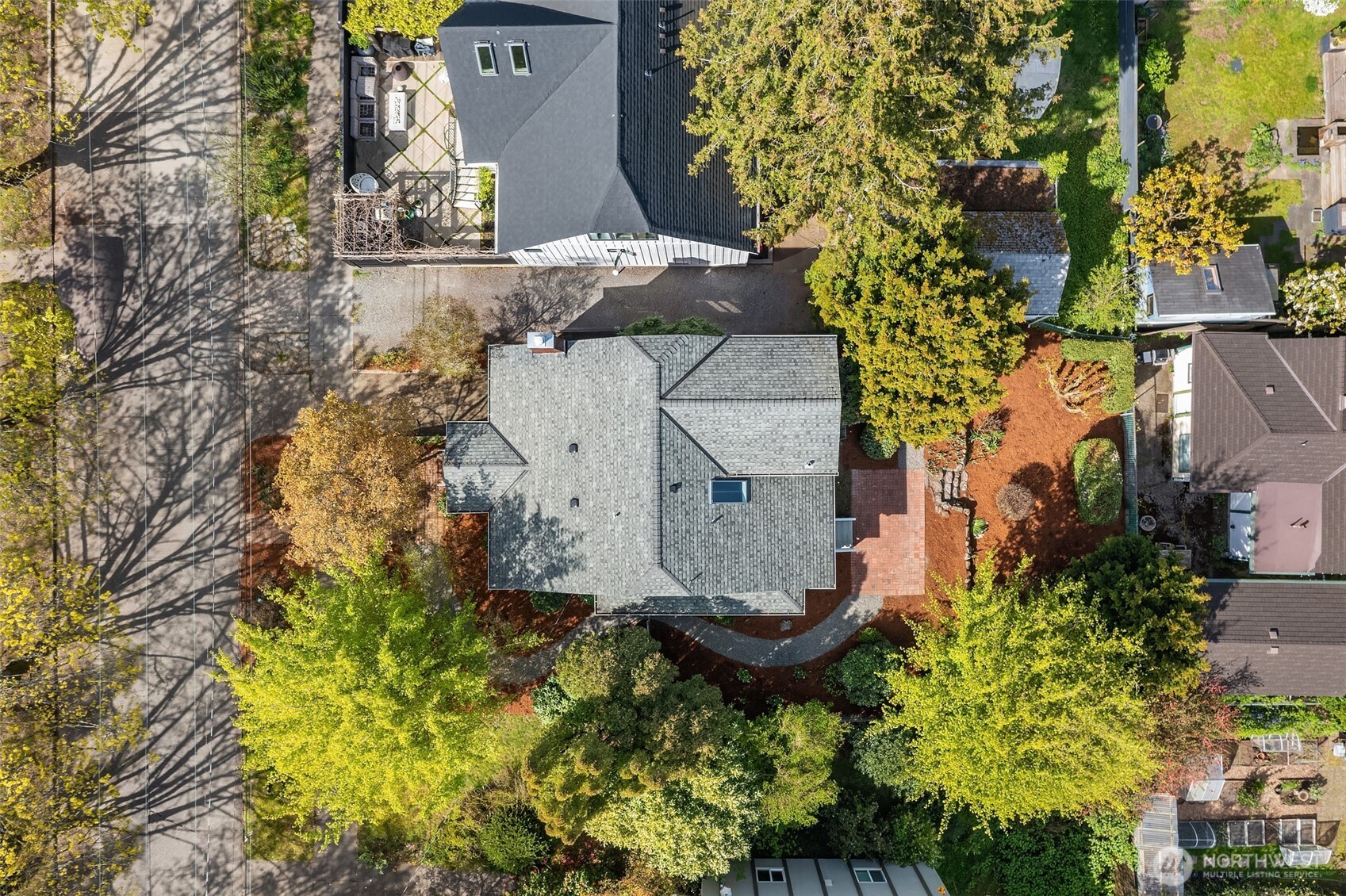 6216 33rd Avenue NE, Seattle, WA 98115