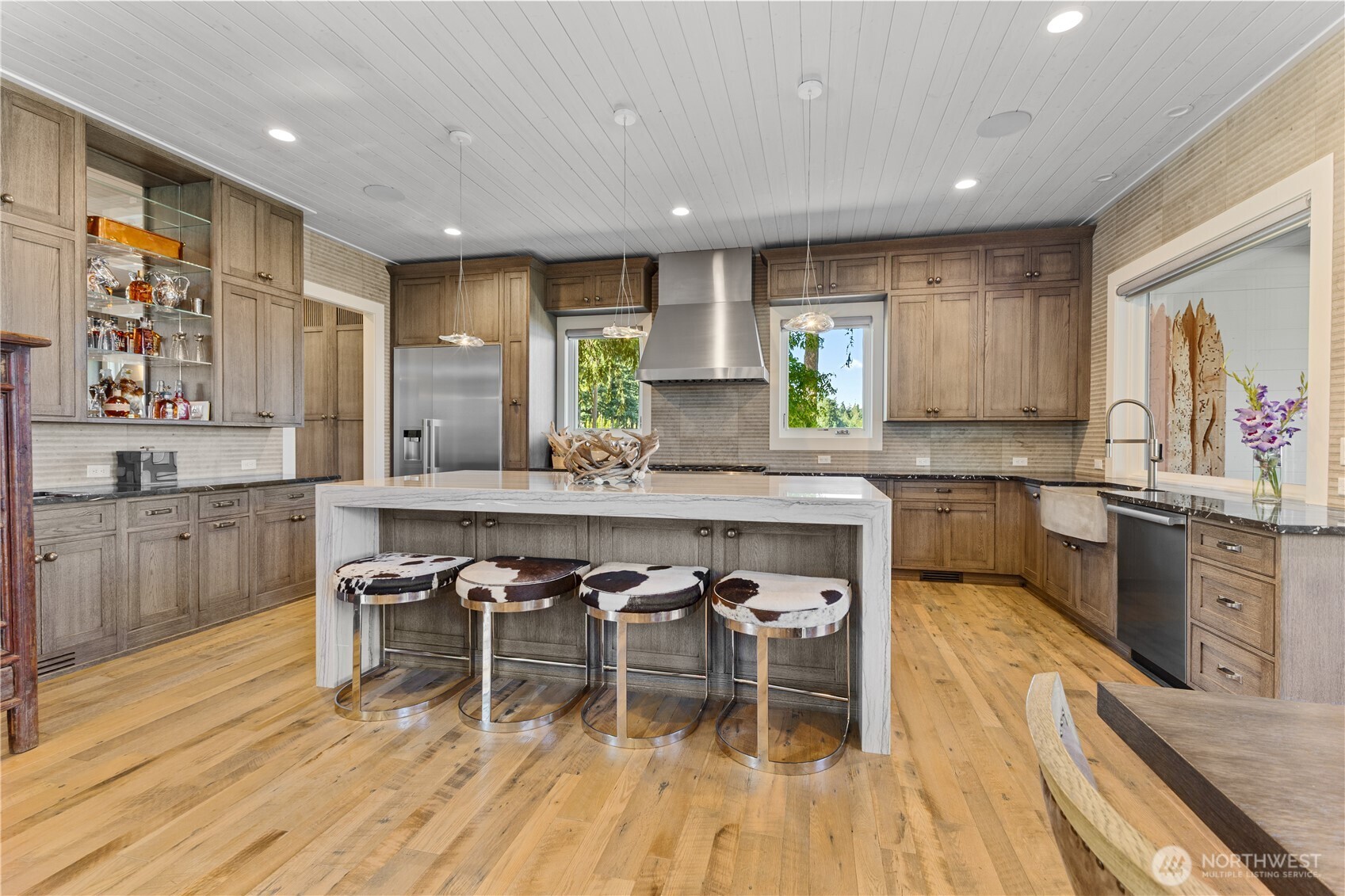 16002 Lawrence Place SE, Yelm, WA 98597-7812