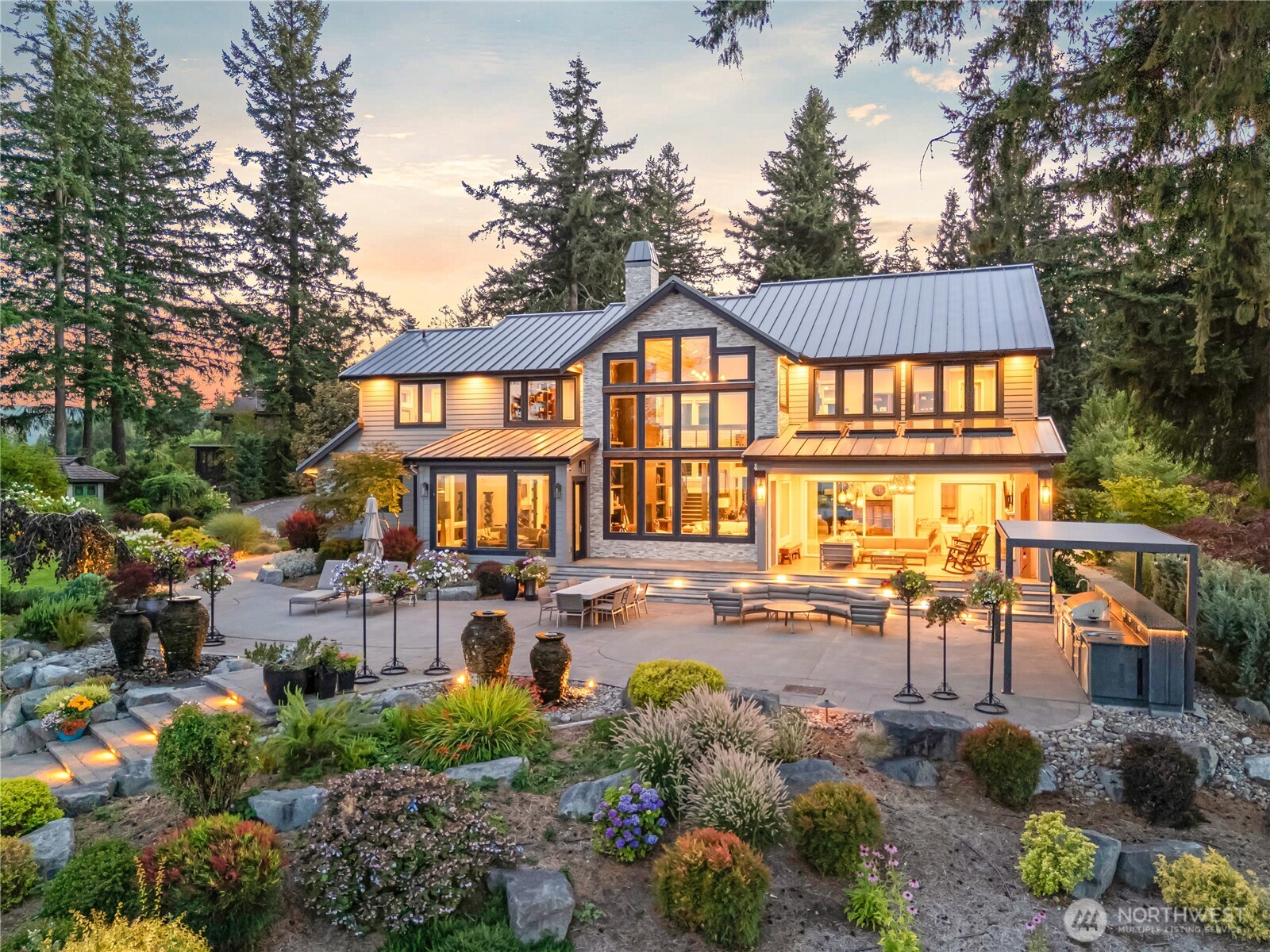 16002 Lawrence Place SE, Yelm, WA 98597-7812