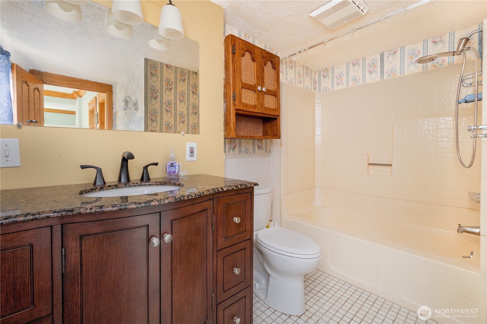 4121 N 18th Street , Tacoma, WA 98406