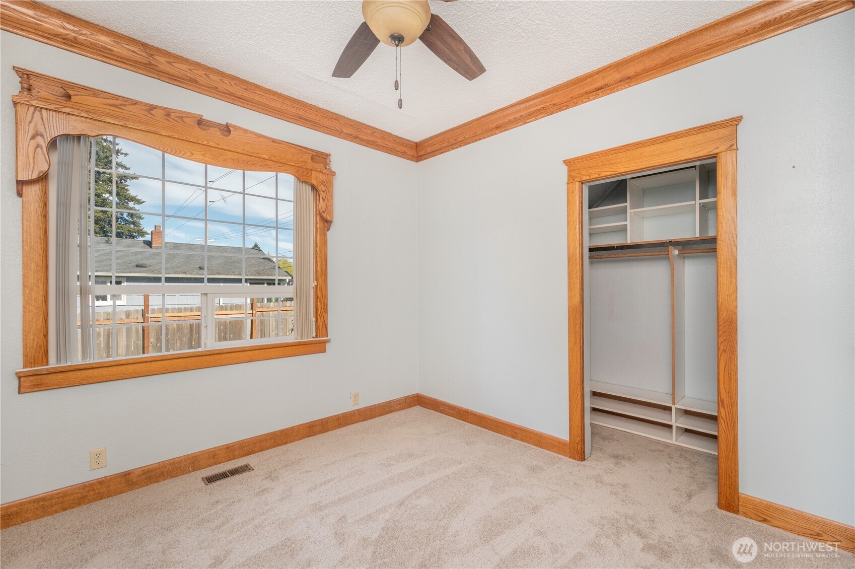 4121 N 18th Street , Tacoma, WA 98406