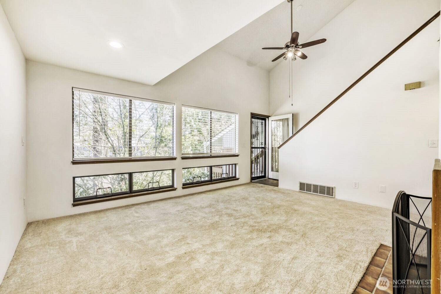 21021 76th Avenue W #2, Edmonds, WA 98026