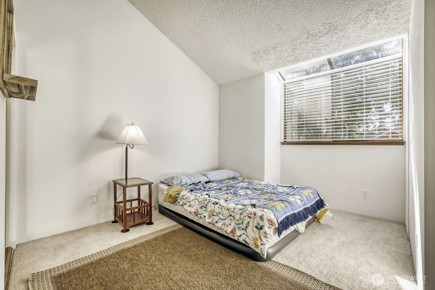 21021 76th Avenue W #2, Edmonds, WA 98026