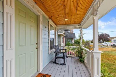1108 18th Street , Anacortes, WA 98221 - Photo 2