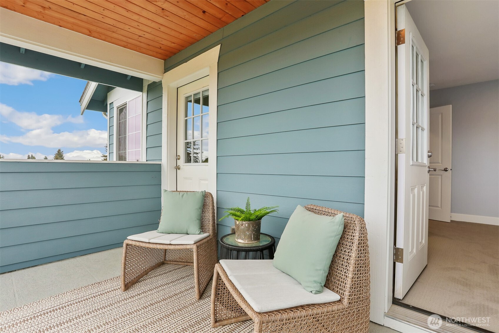 8050 29th Avenue NW, Seattle, WA 98117