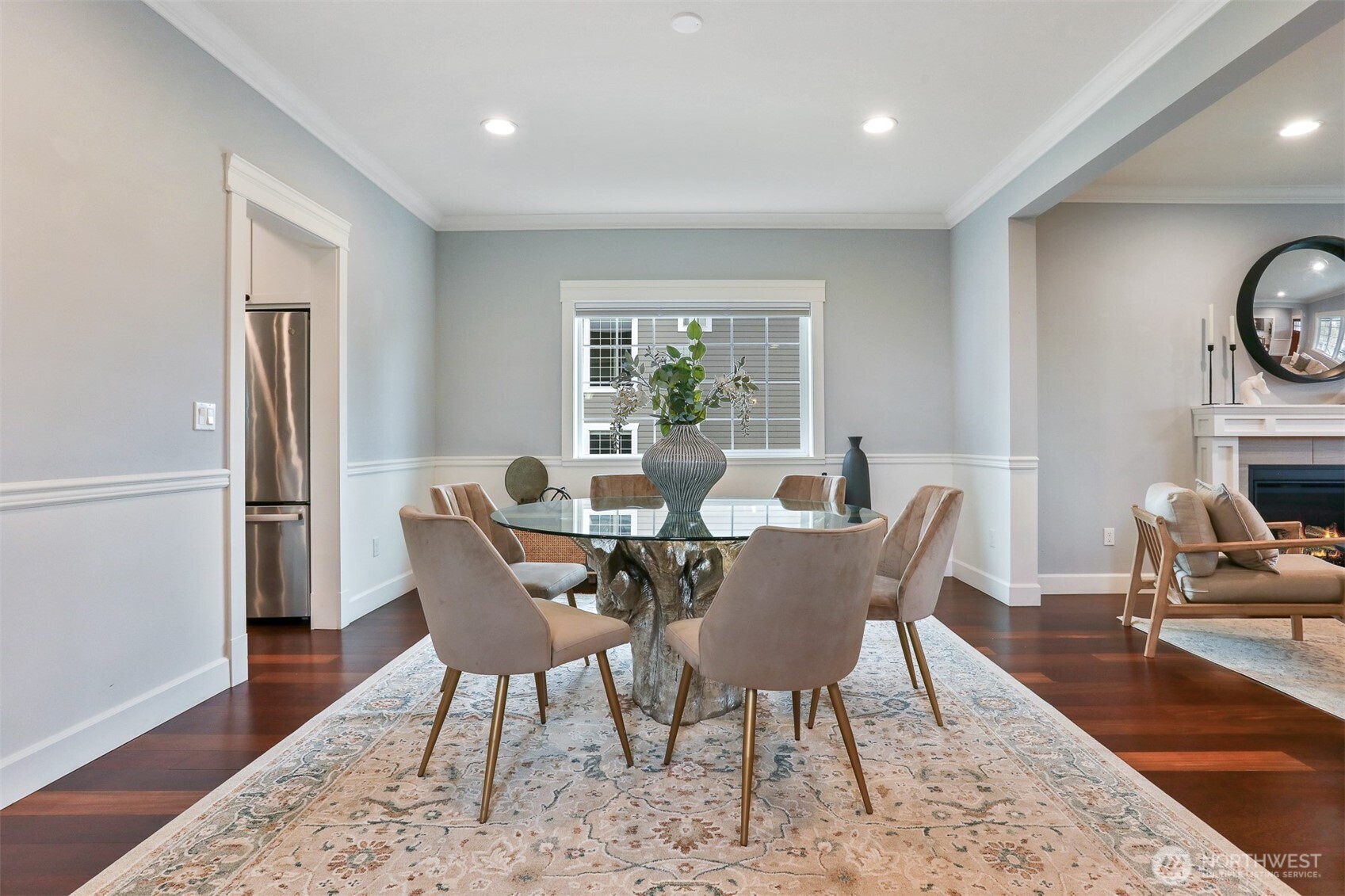 8050 29th Avenue NW, Seattle, WA 98117
