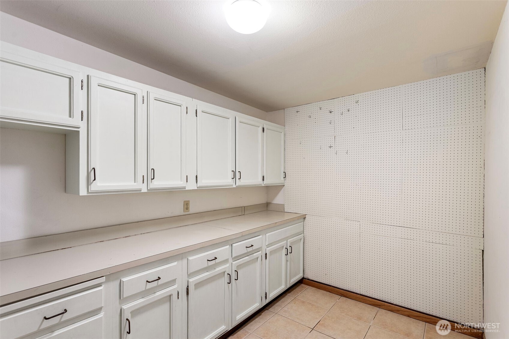 1602 NE 140th Street #N2, Seattle, WA 98125