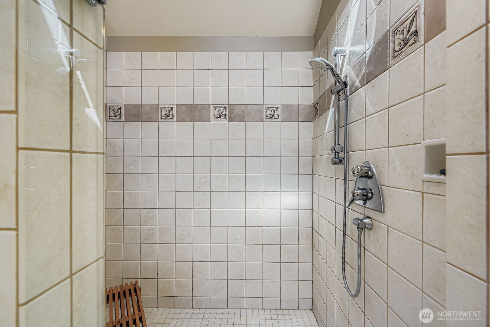 36208 SE 46th Street , Fall City, WA 98024