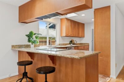 12018 NE 136th Place , Kirkland, WA 98034 - Photo 7